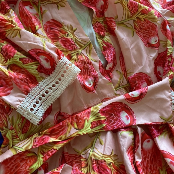 Brand New Rici Floral Maxi Dress - Picture 4 of 4